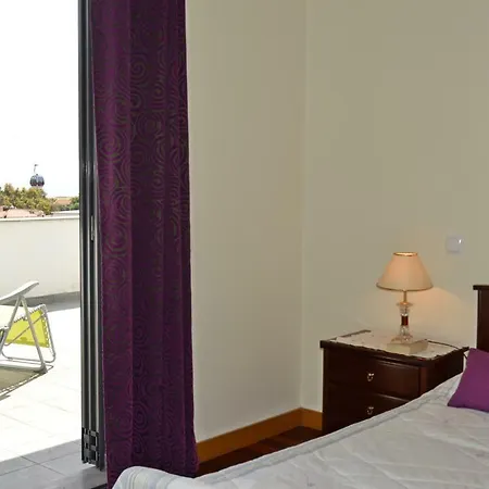 Floor In Center * فونشال