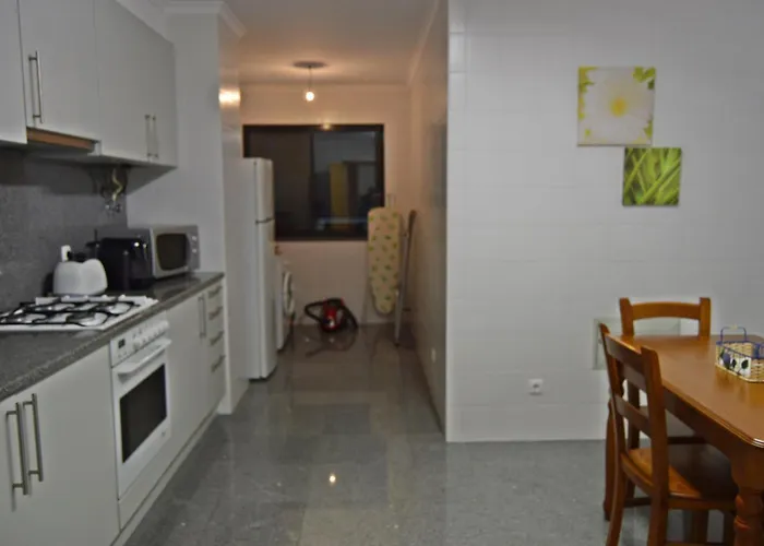 Floor In Center 아파트 푼샬